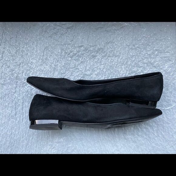 Donald J. Pliner® Women’s Faux Suede Loafers Sz 8 - Picture 7 of 10